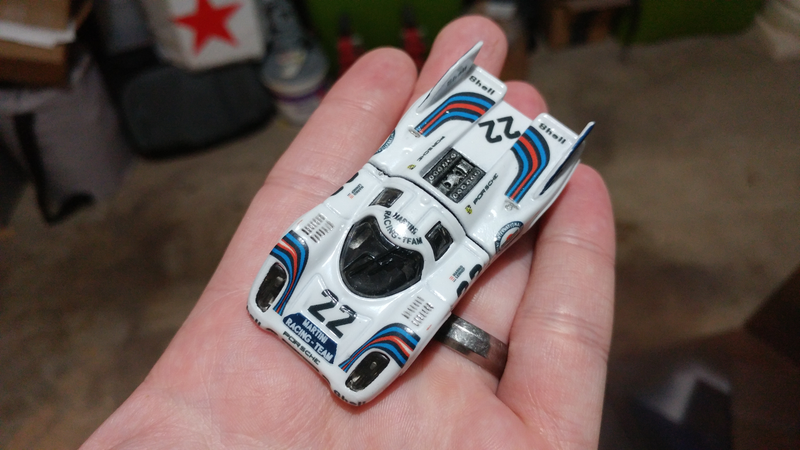 Illustration for article titled #22 Martini Porsche 917K Build